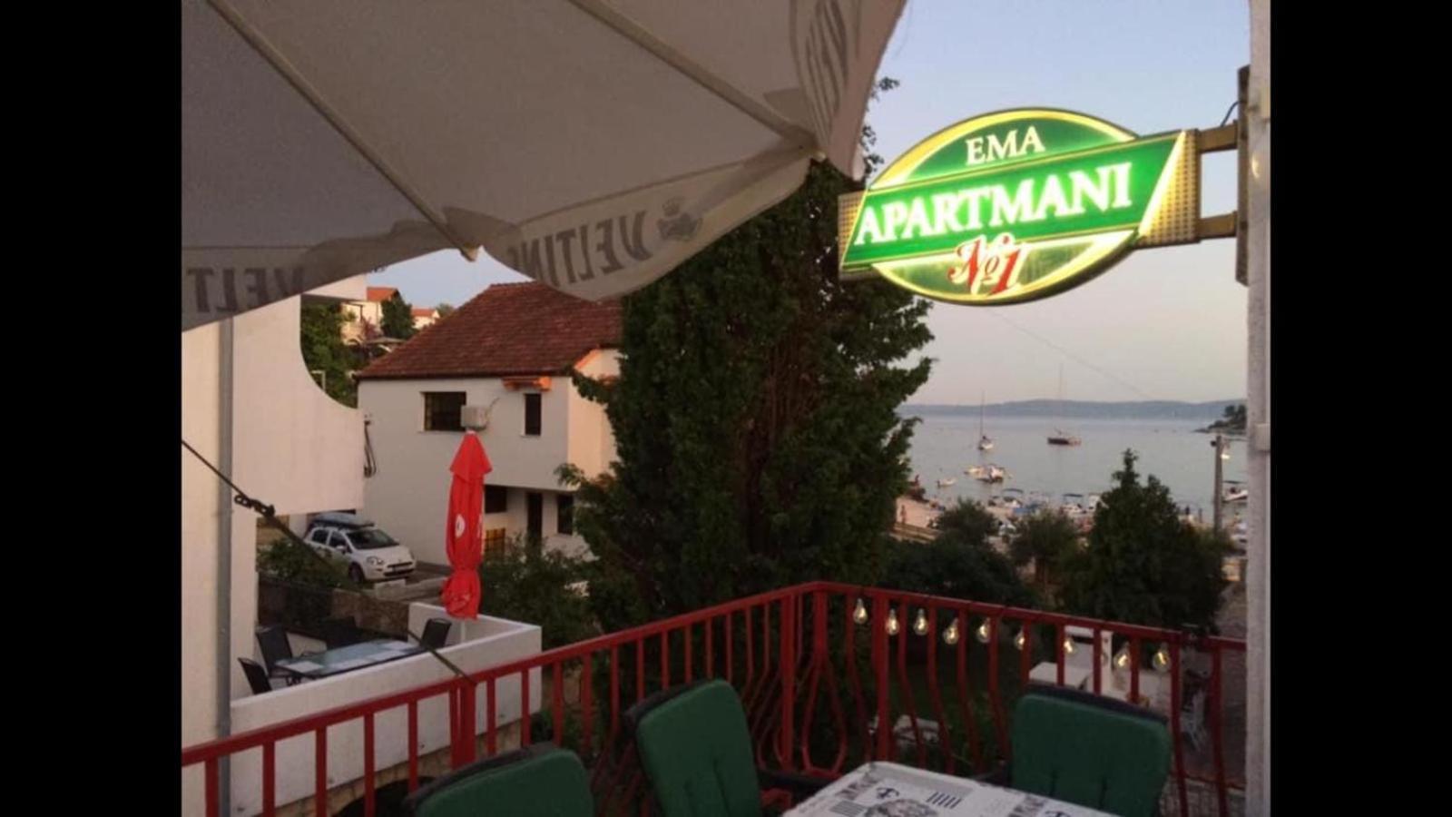 Apartmani Ema Trogir Eksteriør bilde
