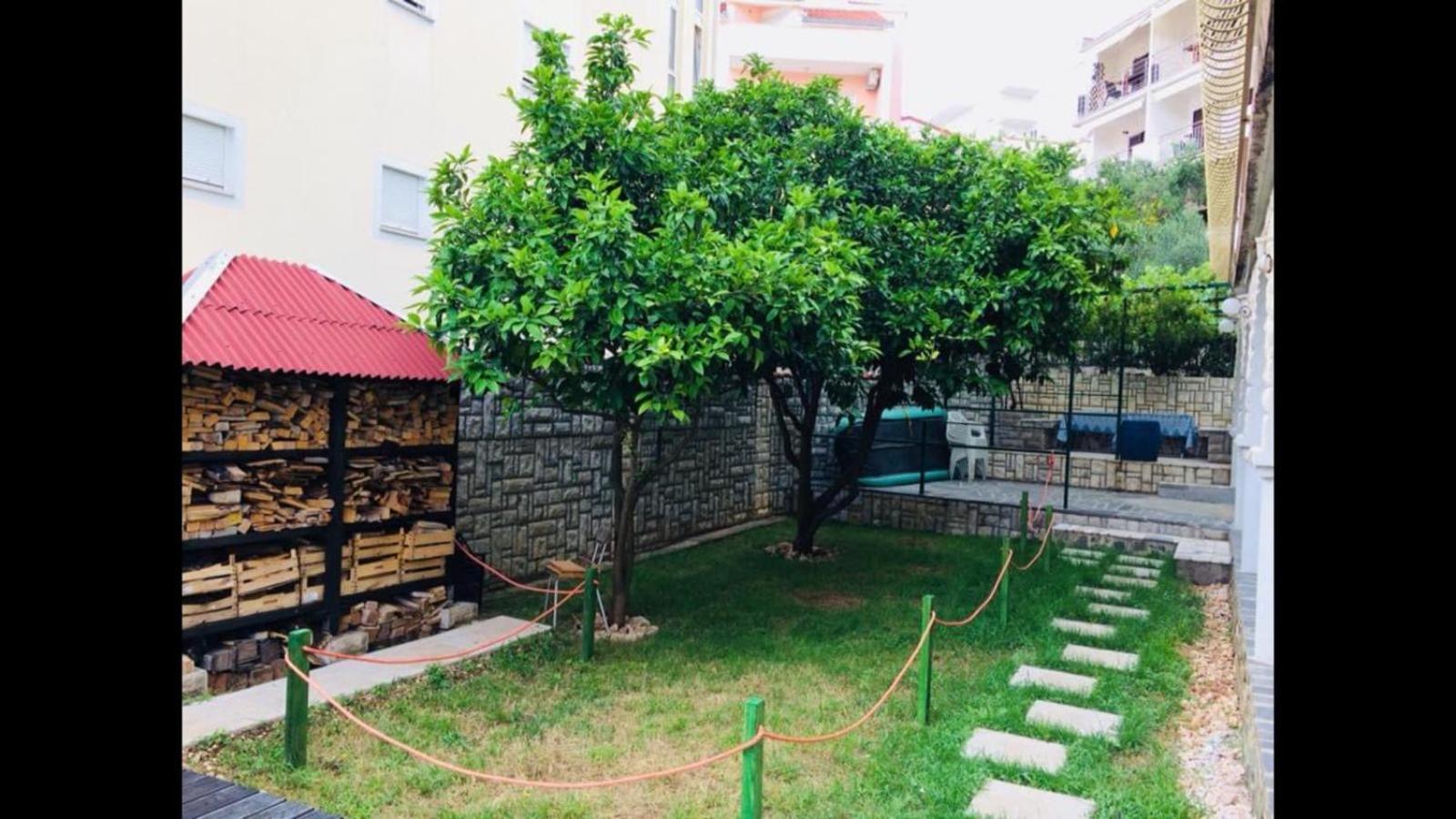 Apartmani Ema Trogir Eksteriør bilde