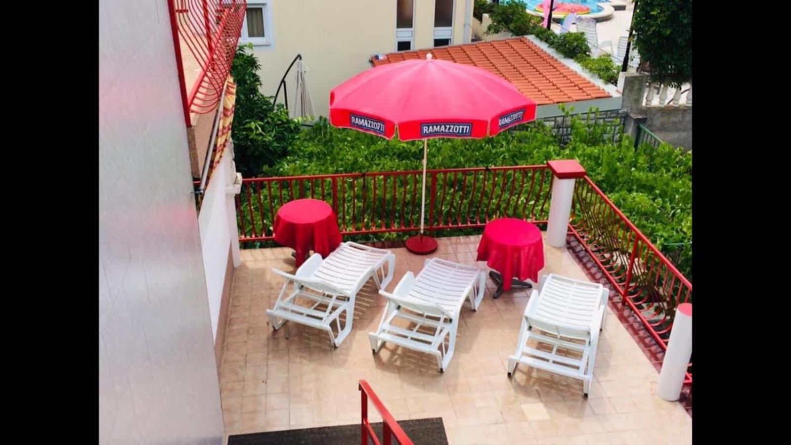 Apartmani Ema Trogir Eksteriør bilde